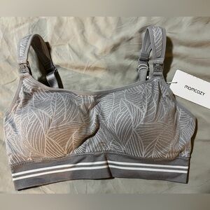 NWT Momcozy pumping and nursing bra in grey leaves. Size large.